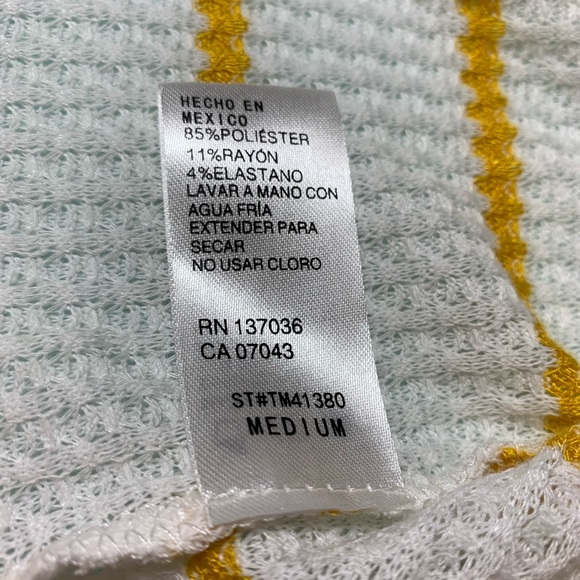 Paper Crane striped top 💛🤍 - Picture 3 of 3